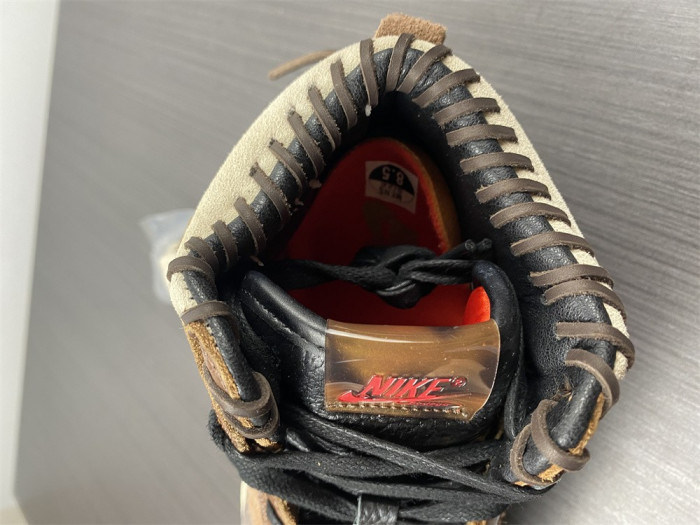 Bodega x Dunk High ‘Legend’ CZ8125-200