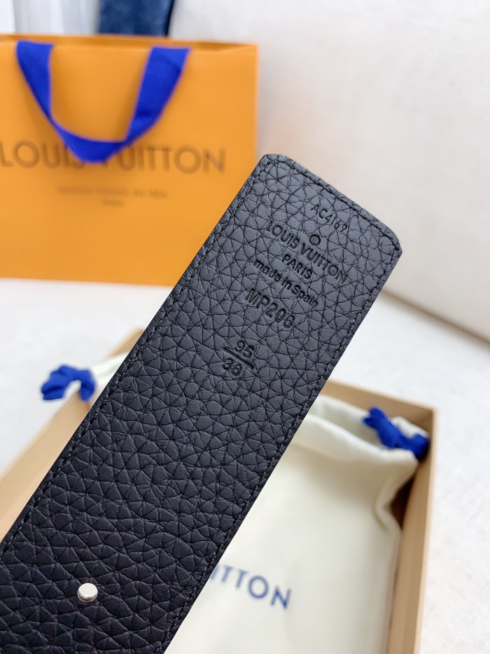 Loui Vuitto Belt-4CM
