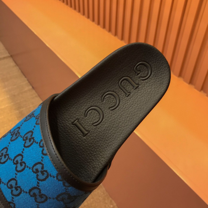 GUCC SLIPPERS