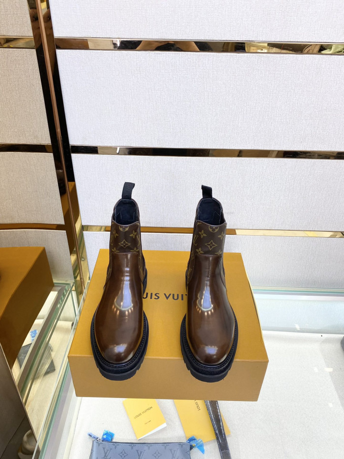 LOUS VUITO BOOTS